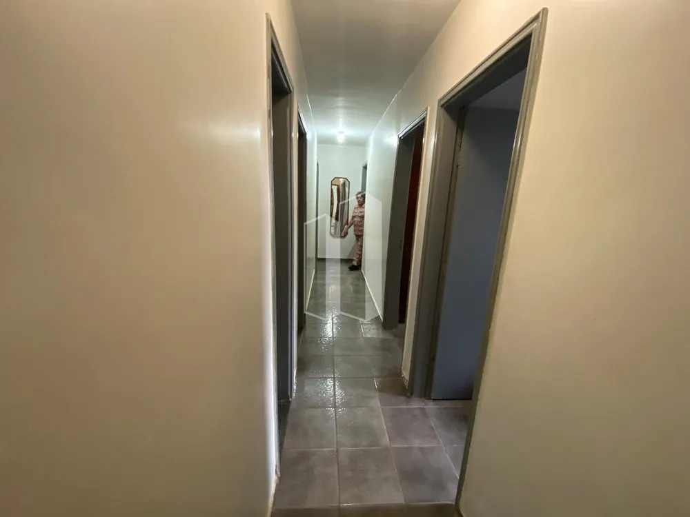 Casa, 5 quartos, 164 m² - Foto 1