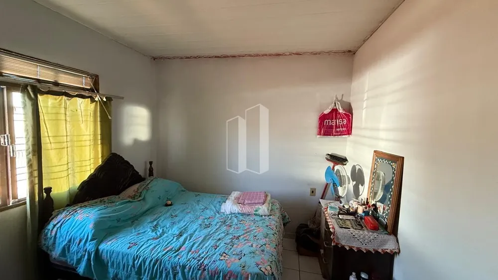 Casa, 6 quartos, 201 m² - Foto 2