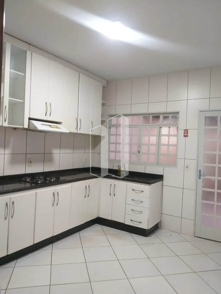 Casa, 3 quartos, 140 m² - Foto 4