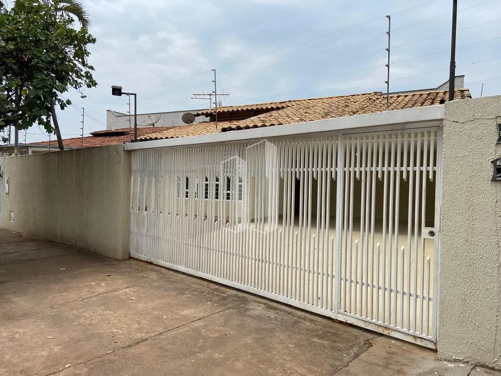Casa, 3 quartos, 132 m² - Foto 1