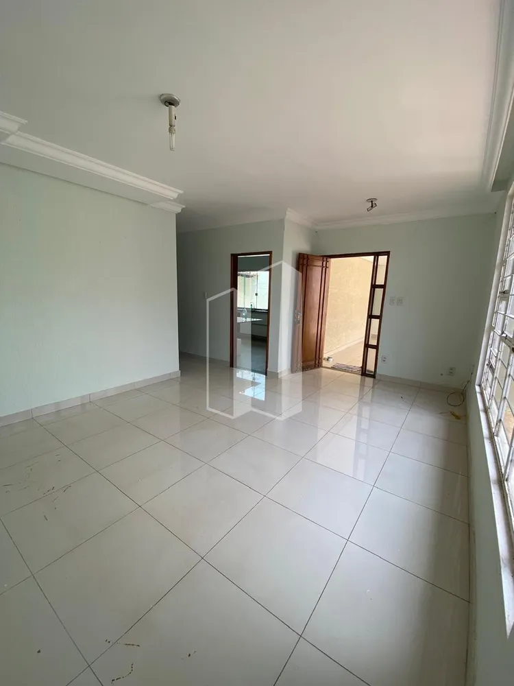 Casa, 3 quartos, 132 m² - Foto 4
