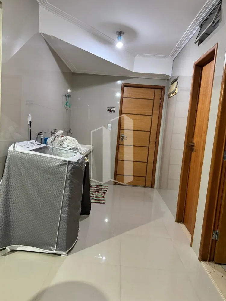 Apartamento, 4 quartos, 198 m² - Foto 1