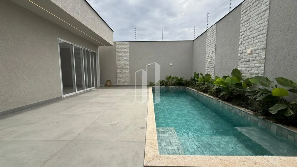 Casa, 4 quartos, 207 m² - Foto 2
