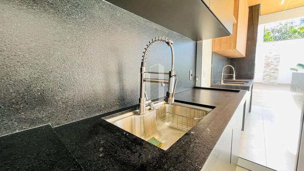 Casa, 4 quartos, 236 m² - Foto 4