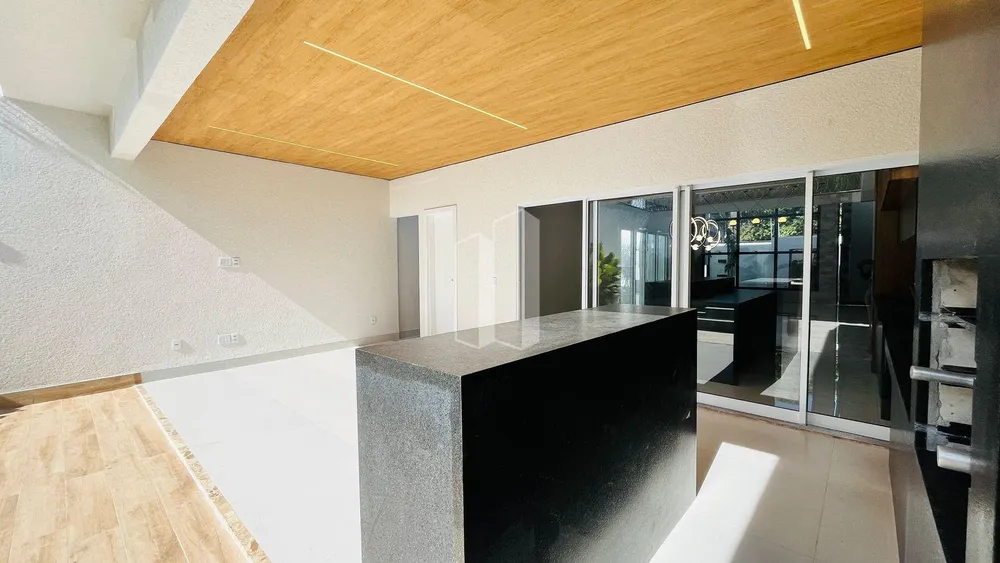 Casa, 4 quartos, 236 m² - Foto 5