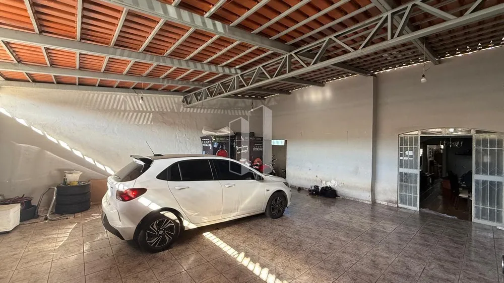 Casa, 3 quartos, 216 m² - Foto 3