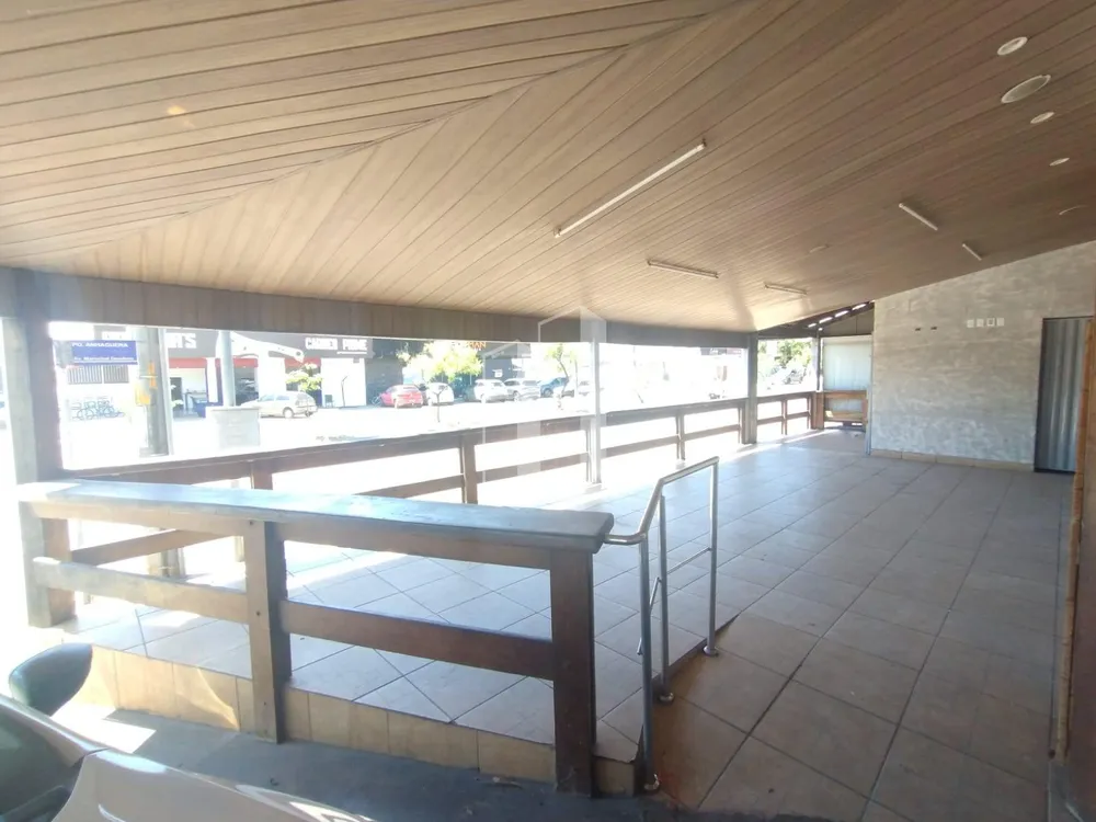Sala-Conjunto, 242 m² - Foto 1