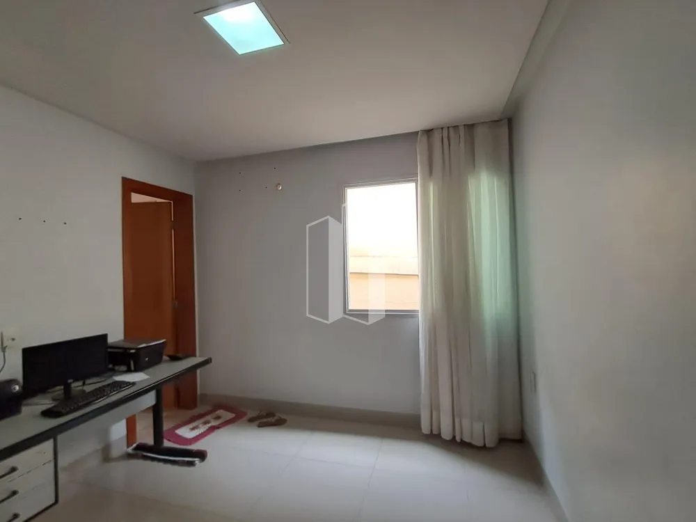 Casa, 4 quartos, 230 m² - Foto 10