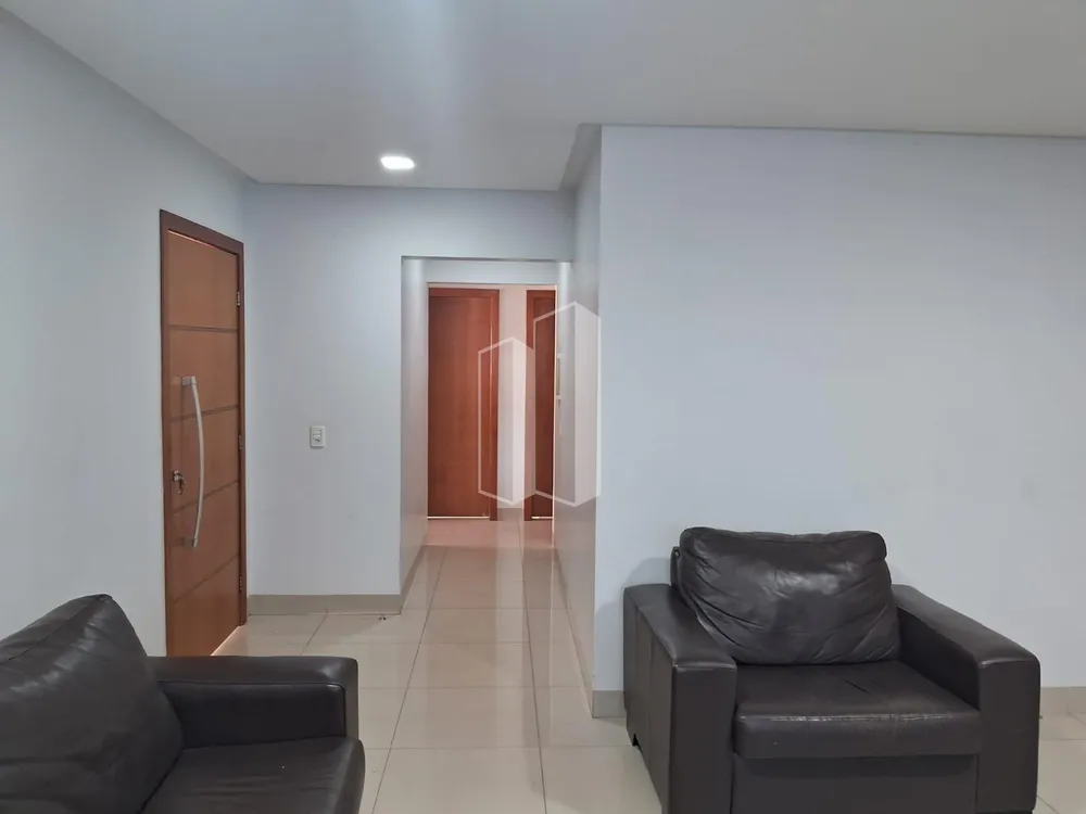 Casa, 4 quartos, 230 m² - Foto 1