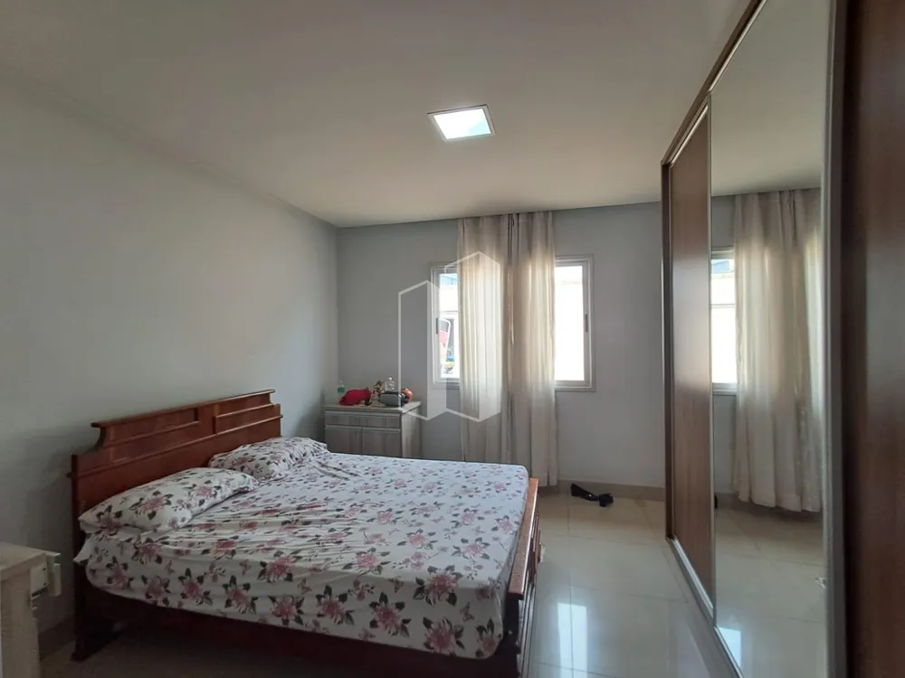 Casa, 4 quartos, 230 m² - Foto 3