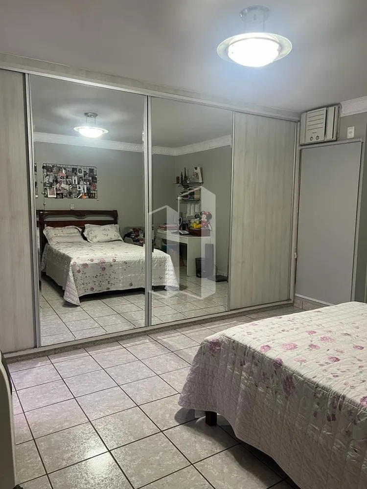 Casa, 3 quartos, 240 m² - Foto 7