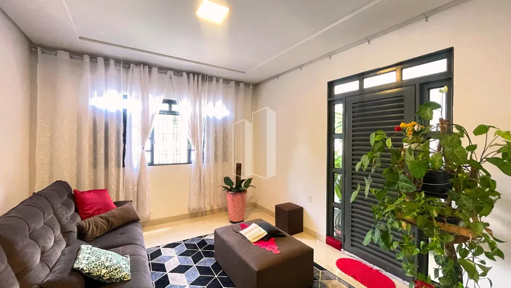Casa, 3 quartos, 210 m² - Foto 4