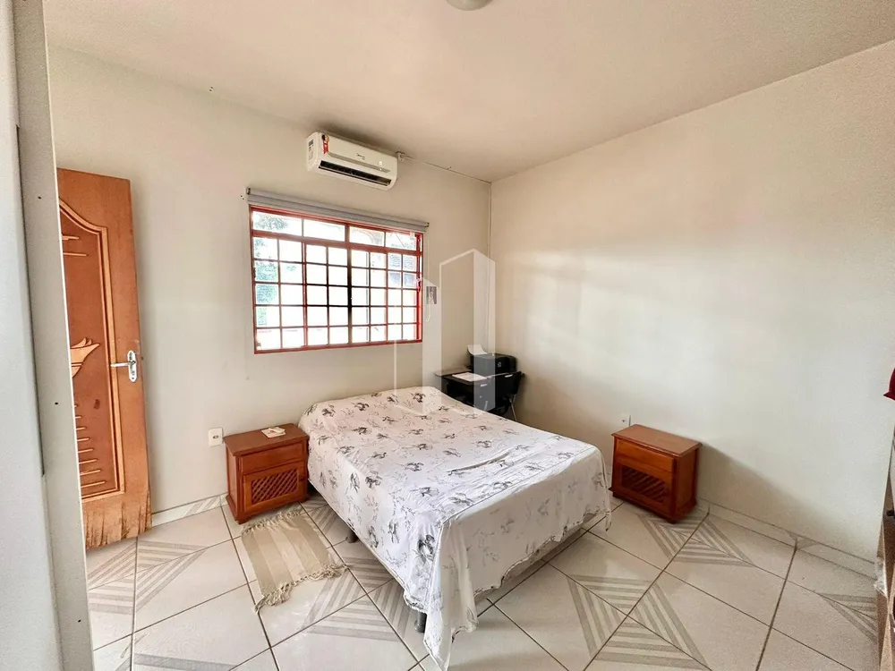 Casa, 3 quartos, 273 m² - Foto 2