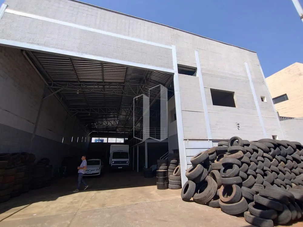 Depósito-Galpão, 599 m² - Foto 2