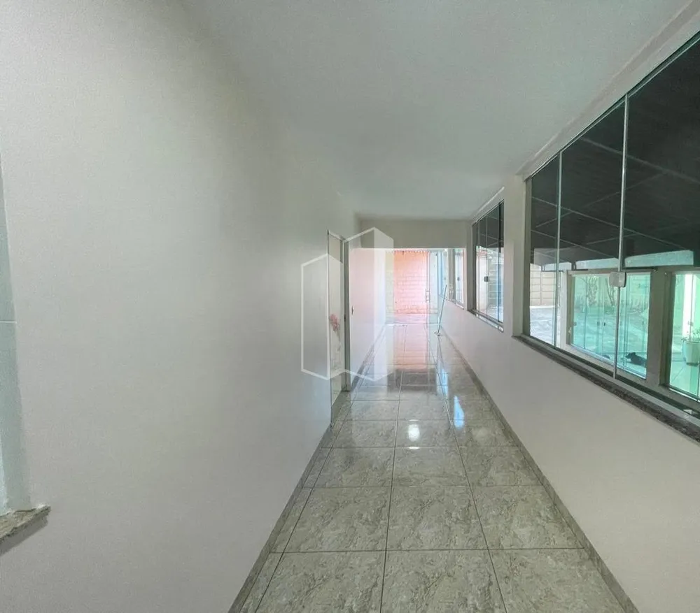 Chácara, 7 quartos, 2312 m² - Foto 2
