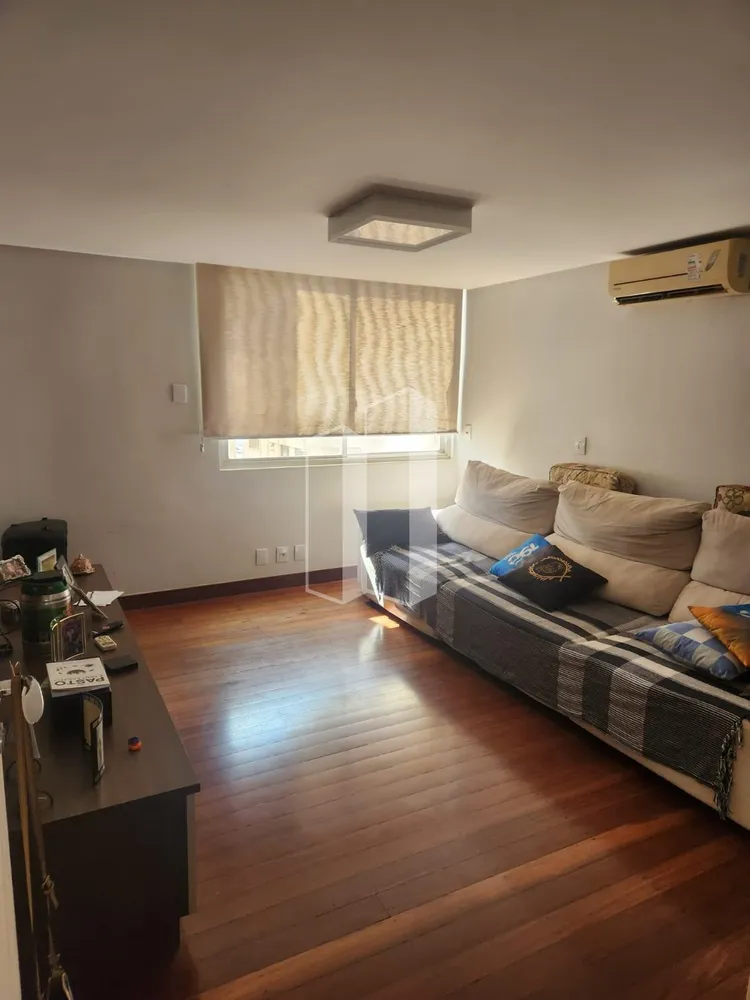 Apartamento, 3 quartos, 290 m² - Foto 2