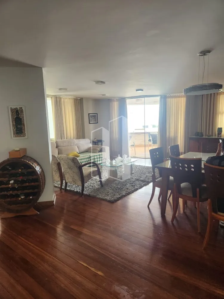 Apartamento, 3 quartos, 290 m² - Foto 1