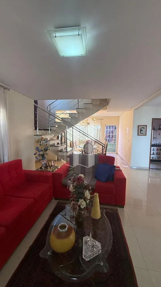 Casa, 3 quartos, 292 m² - Foto 12