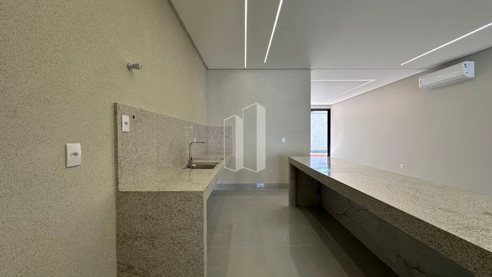 Casa, 3 quartos, 228 m² - Foto 2