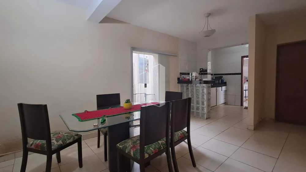 Casa, 5 quartos, 315 m² - Foto 3