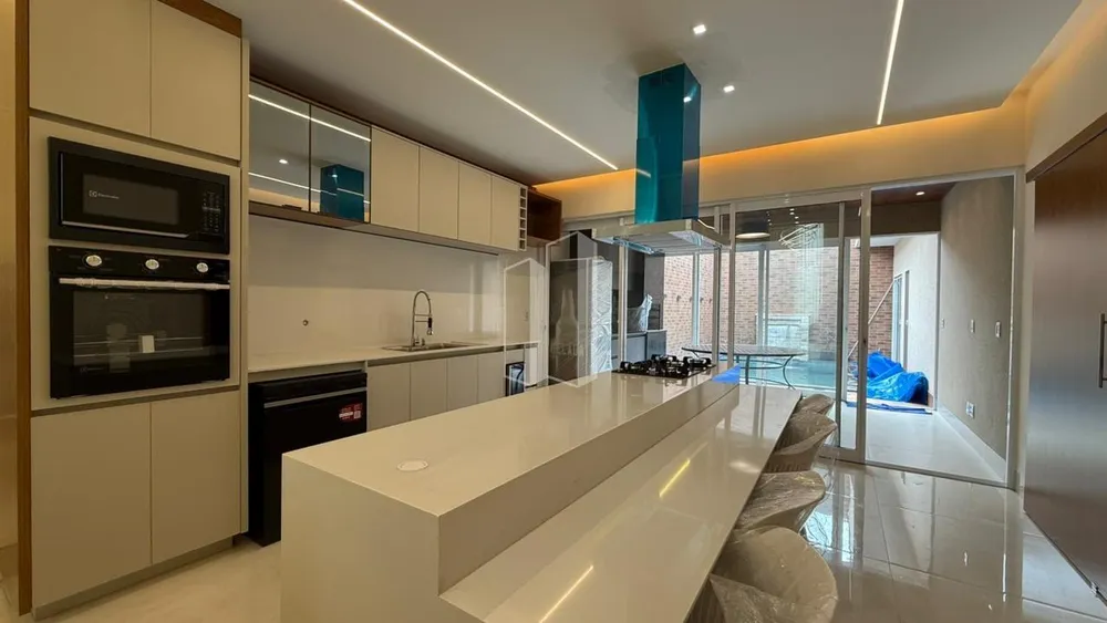 Casa, 3 quartos, 200 m² - Foto 3