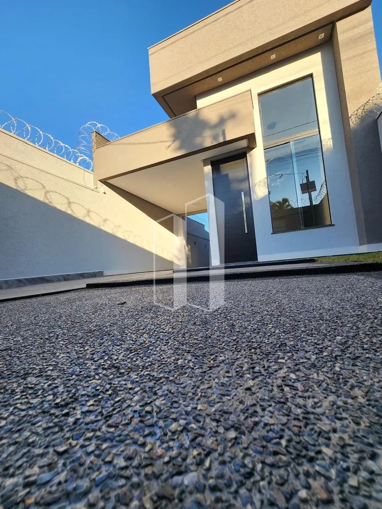 Casa, 3 quartos, 121 m² - Foto 1