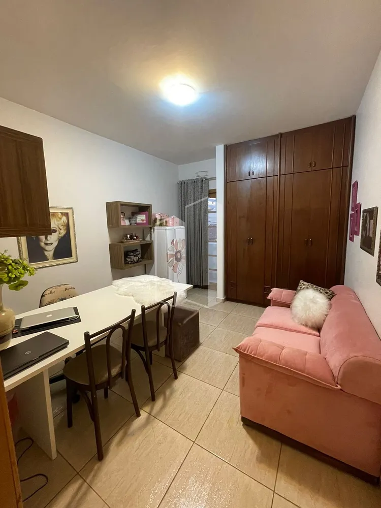 Casa, 4 quartos, 290 m² - Foto 3