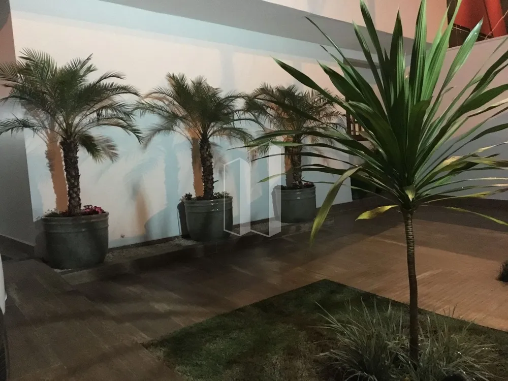 Casa, 4 quartos, 290 m² - Foto 4