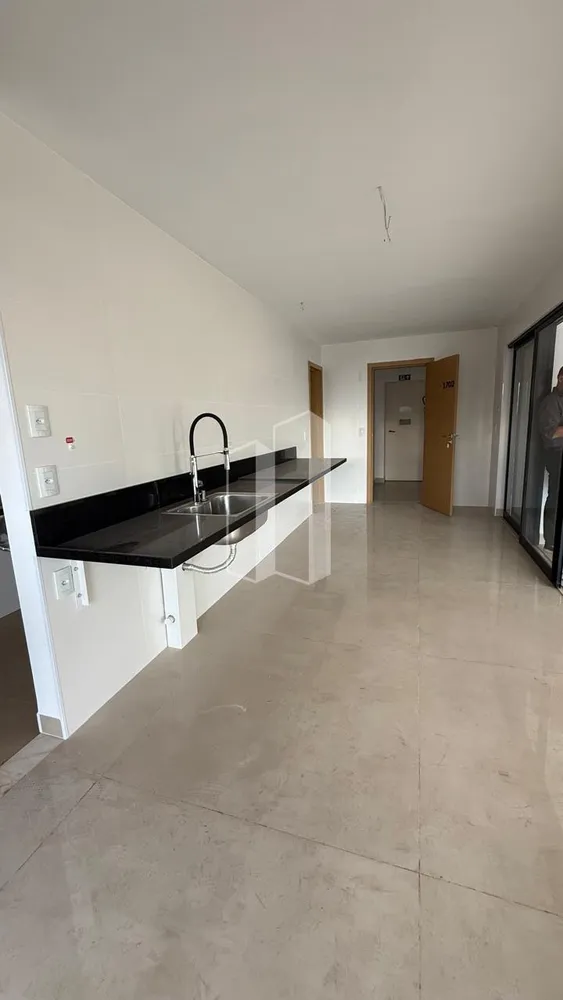 Apartamento, 4 quartos, 266 m² - Foto 4