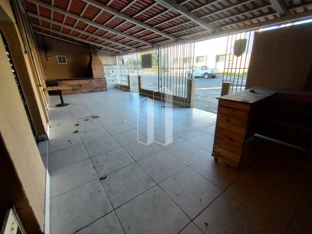 Sala-Conjunto, 200 m² - Foto 1