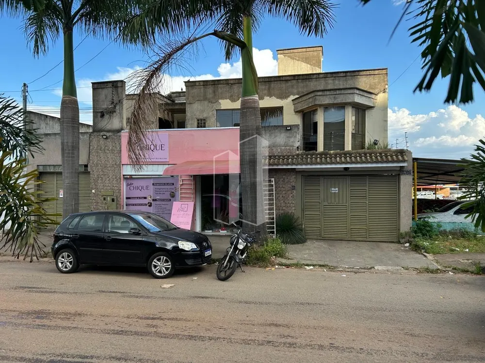 Casa, 8 quartos, 390 m² - Foto 1