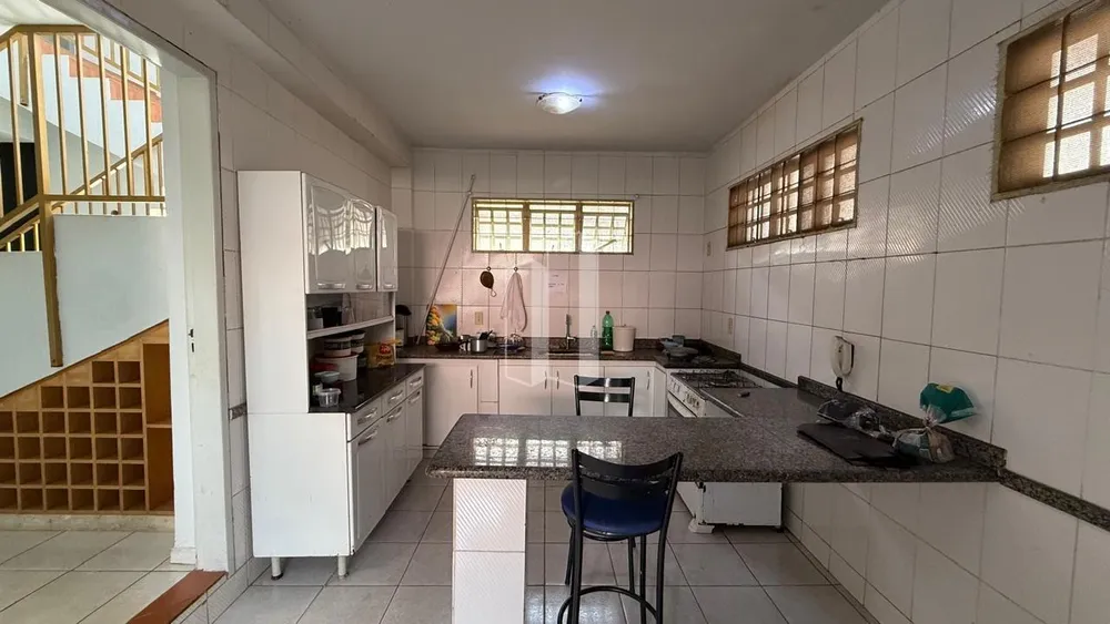 Casa, 6 quartos, 360 m² - Foto 6