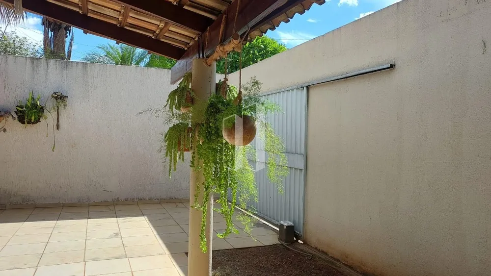 Casa, 3 quartos, 184 m² - Foto 1