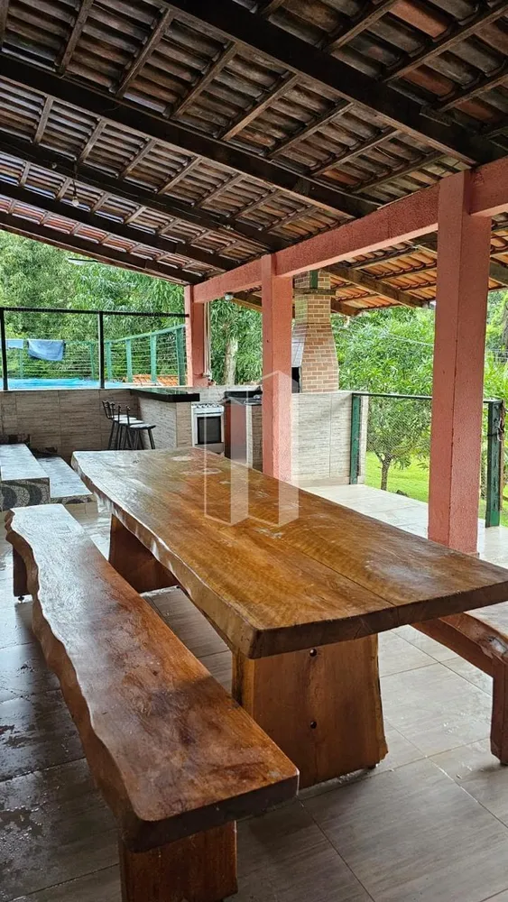Chácara, 3 quartos, 2100 m² - Foto 2