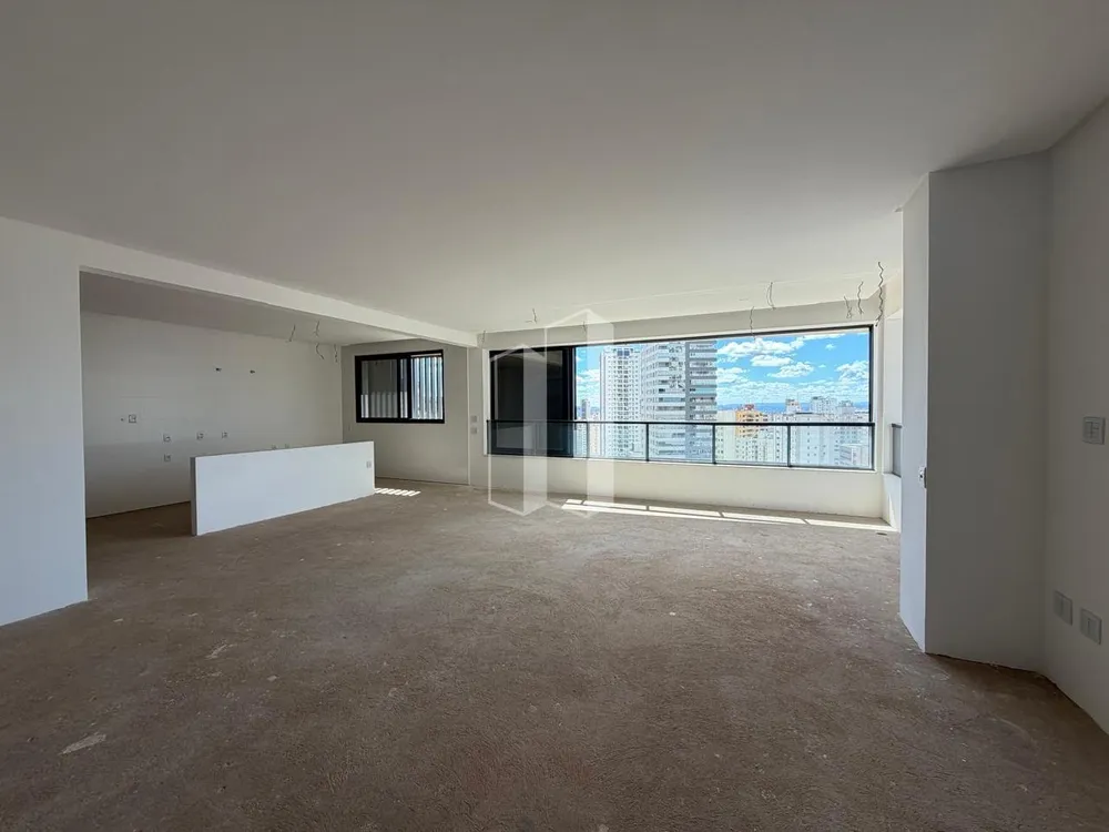 Apartamento, 4 quartos, 274 m² - Foto 1