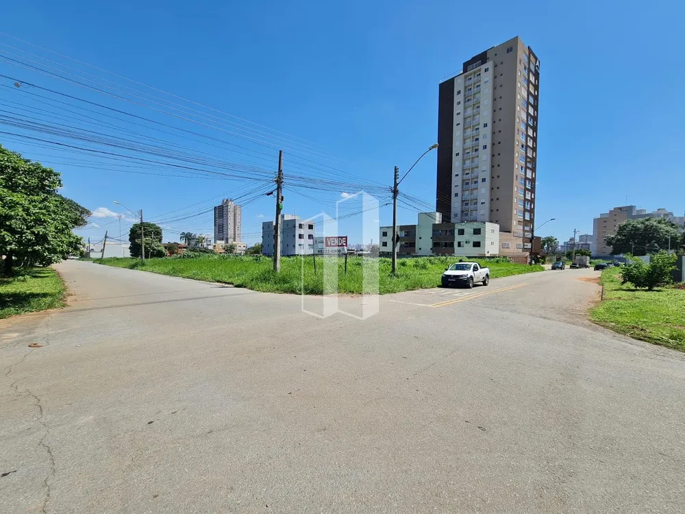 Loteamento e Condomínio, 1793 m² - Foto 4