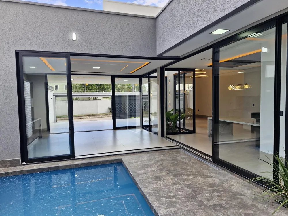 Casa, 4 quartos, 238 m² - Foto 2