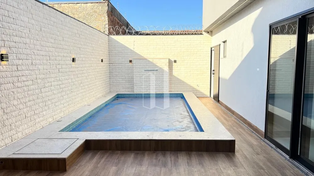 Casa, 3 quartos, 228 m² - Foto 2