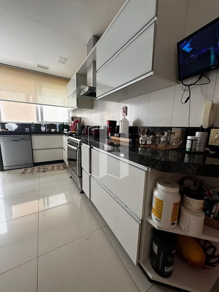 Casa, 4 quartos, 246 m² - Foto 5