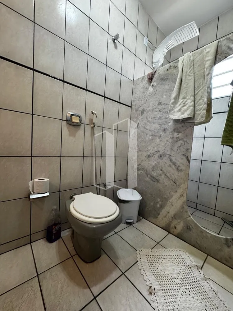 Casa, 4 quartos, 246 m² - Foto 3