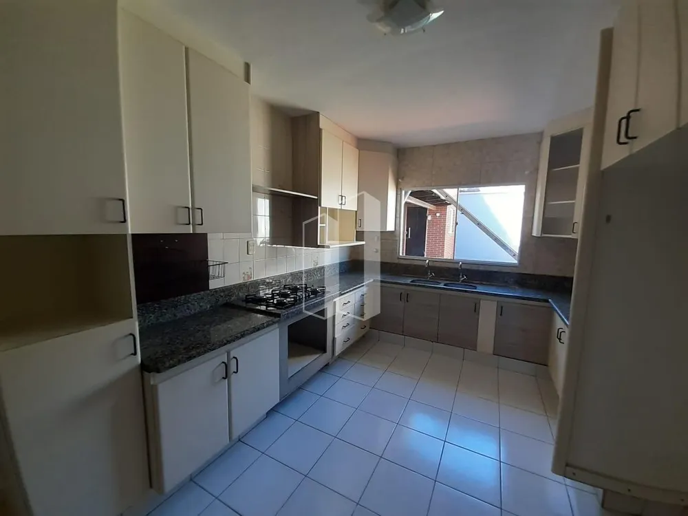 Casa, 3 quartos, 280 m² - Foto 8
