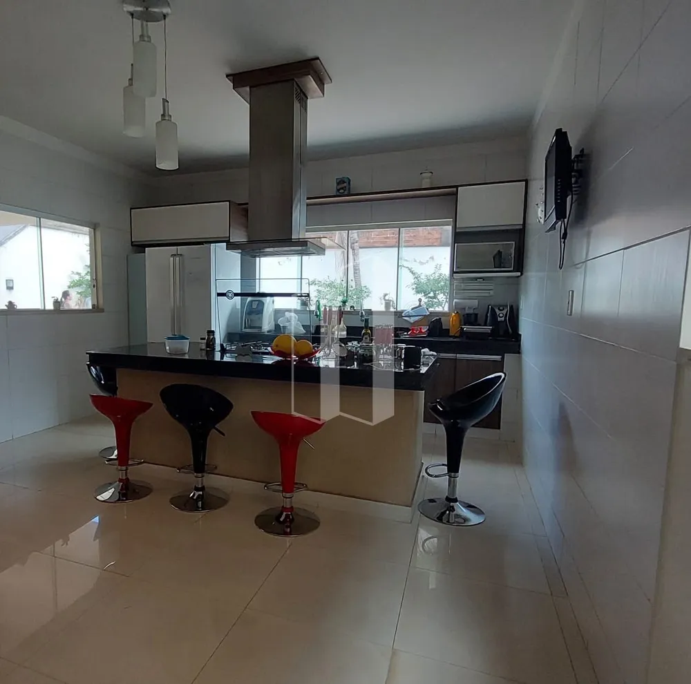 Casa, 4 quartos, 211 m² - Foto 4