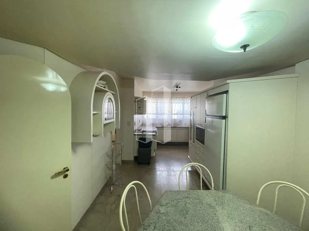 Apartamento, 4 quartos, 209 m² - Foto 1
