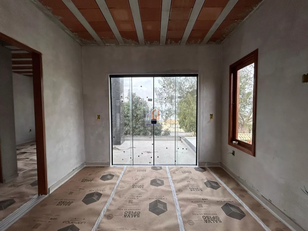 Casa, 3 quartos, 122 m² - Foto 2