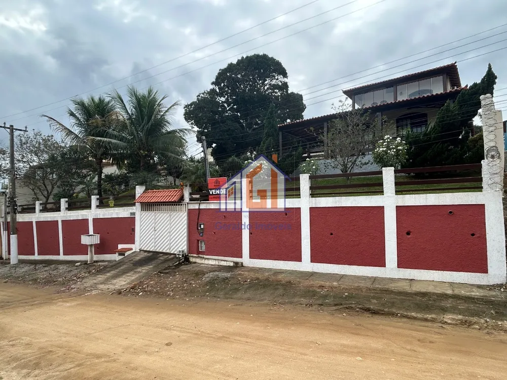 Casa, 5 quartos, 190 m² - Foto 1