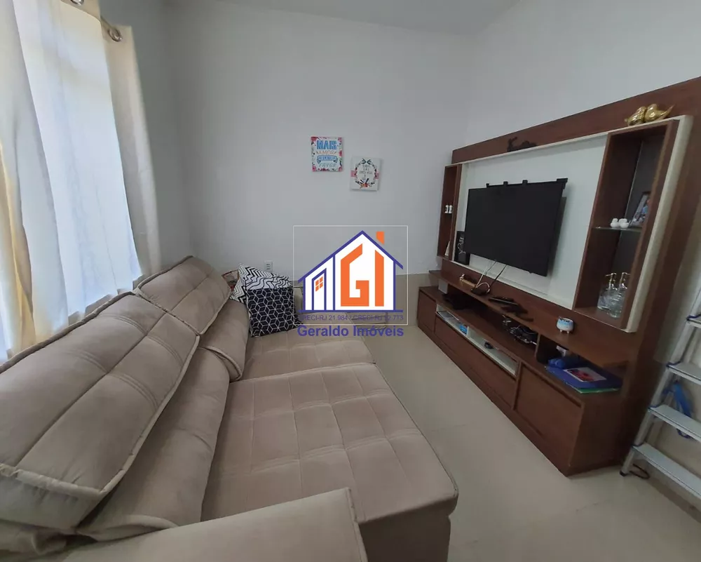 Casa à venda com 2 quartos, 42m² - Foto 3