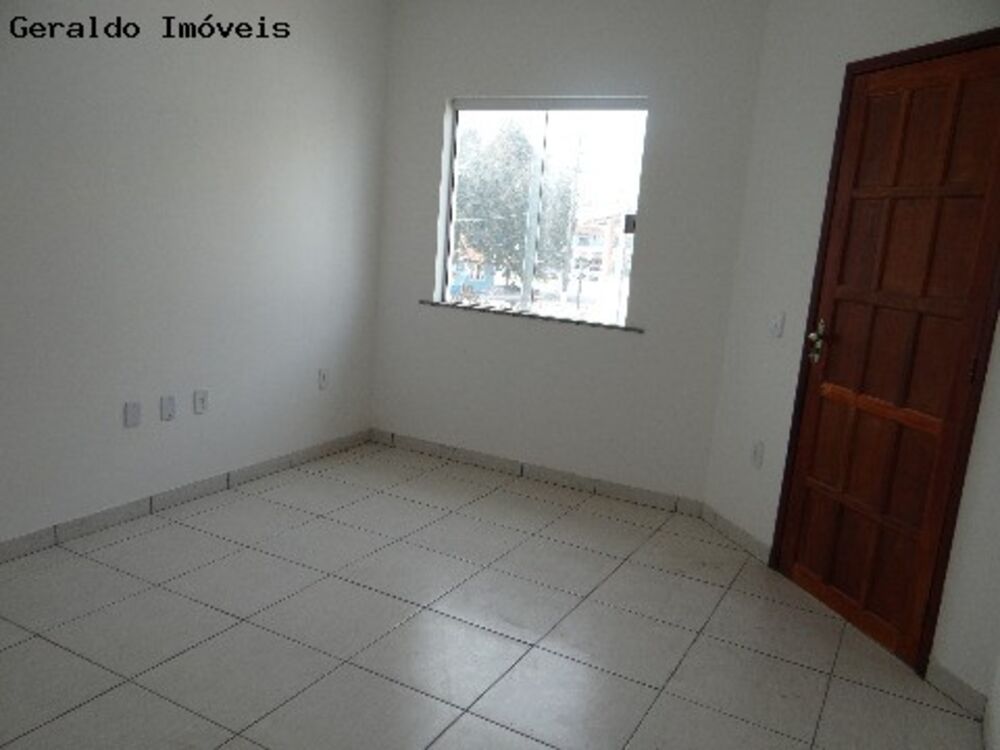 Casa para alugar com 3 quartos, 1m² - Foto 14