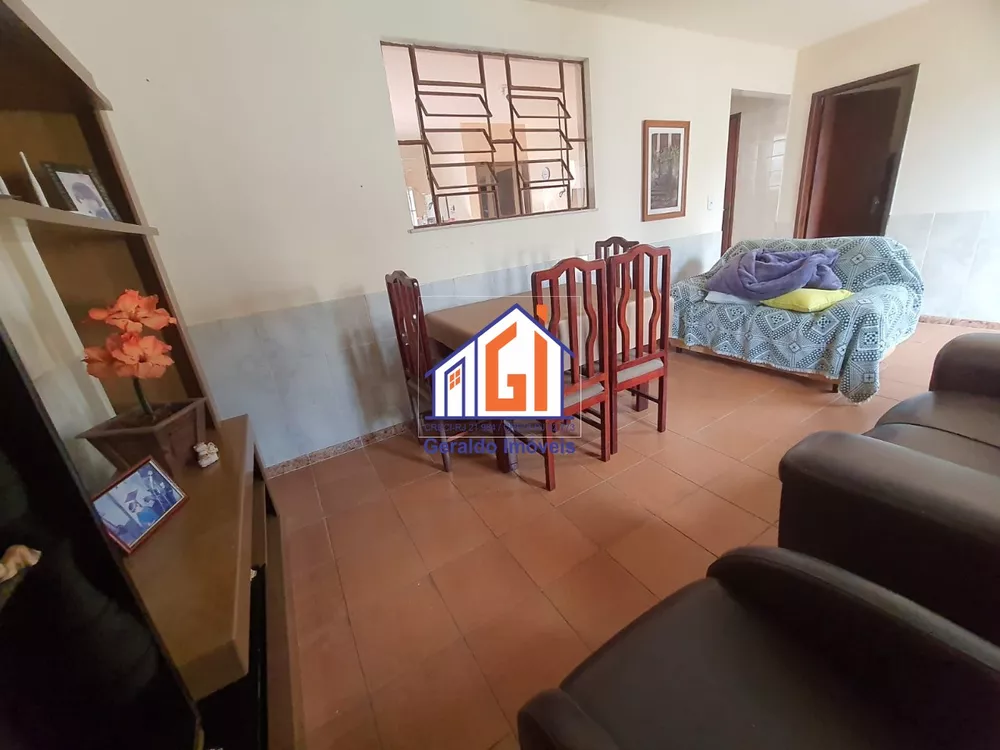 Casa à venda com 3 quartos, 148m² - Foto 4