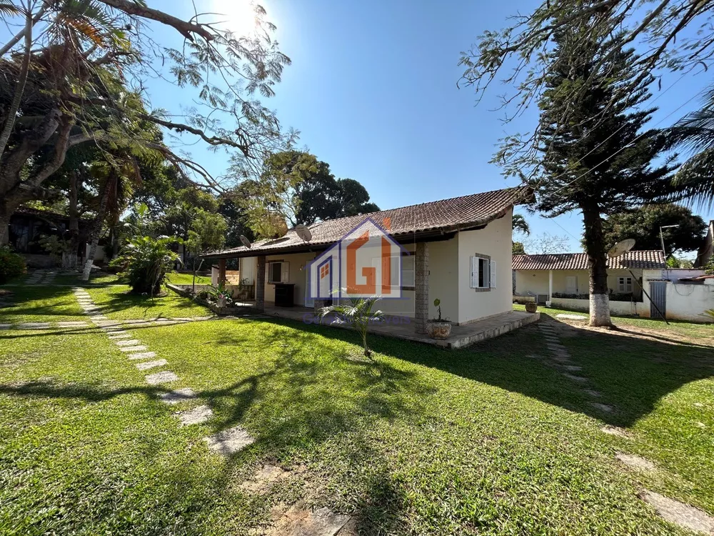 Casa, 3 quartos, 223 m² - Foto 1