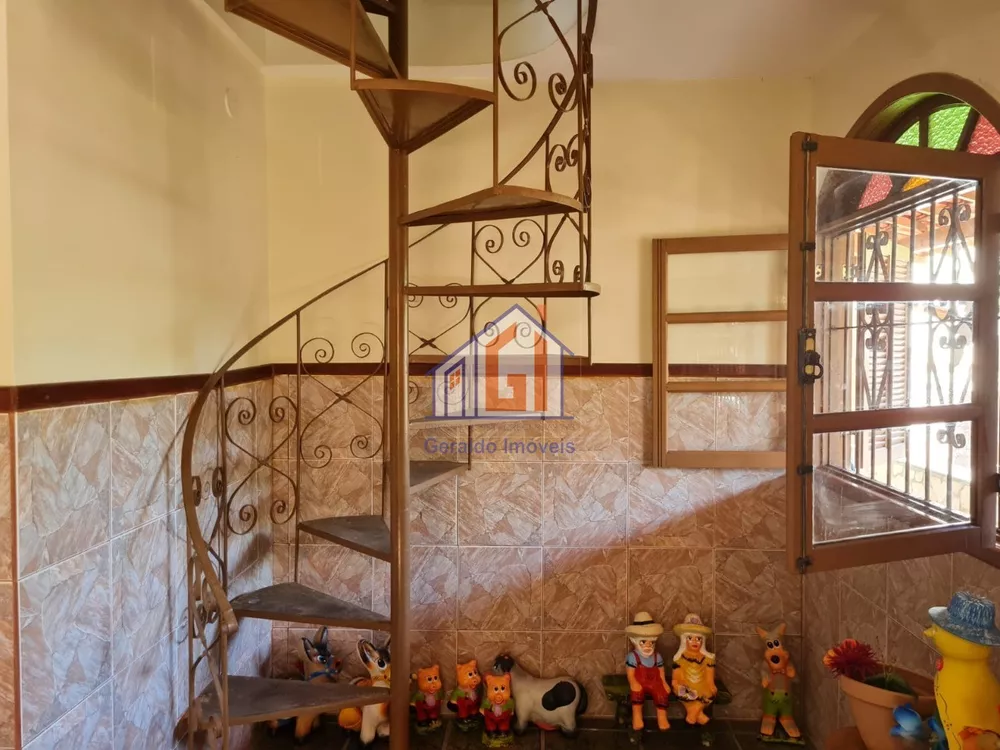 Casa, 4 quartos, 200 m² - Foto 3